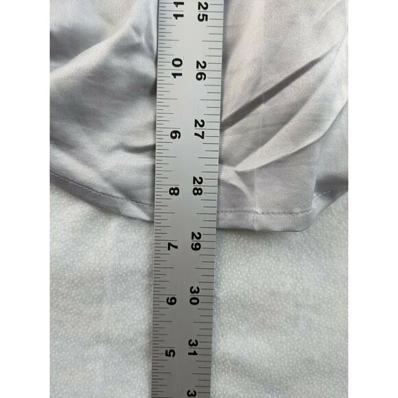 Womens Victorias Secret Sleep Shirt Silky Button Gray Bling Size M - Picture 6 of 8